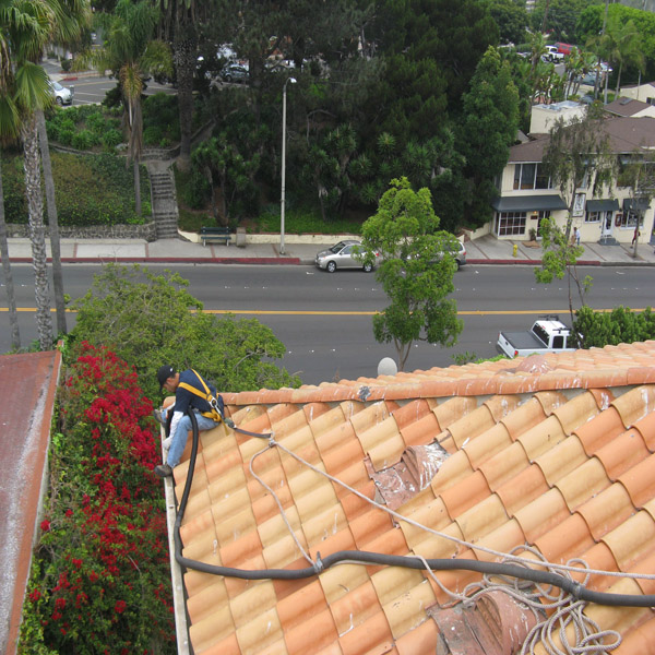 Rain Gutter Cleaning Commerical Properties